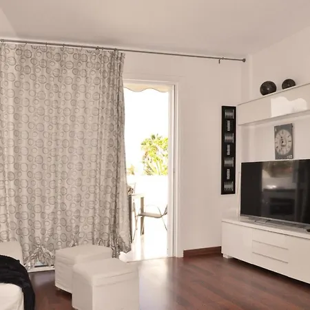 Daire Terrace With Sea View - Free Pool